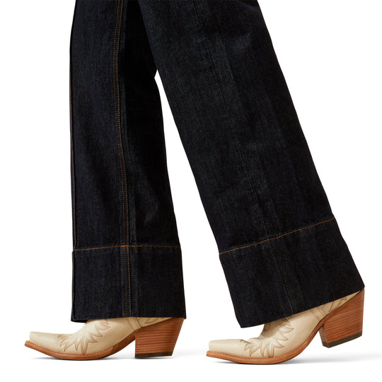 Ariat - Ultra High Rise Tomboy Utility Wide Leg Jeans