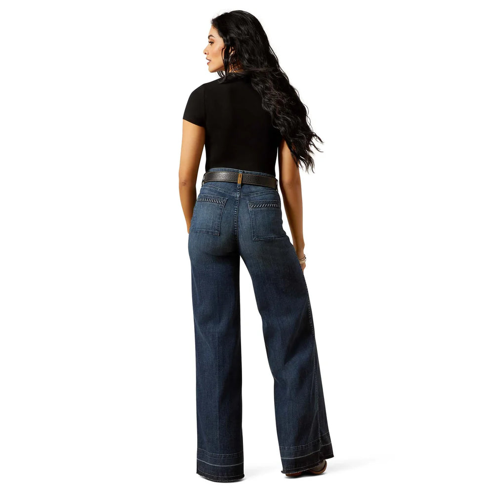 Ariat - Women's Ultra High Rise Wide Leg Jill Pasadena Jeans