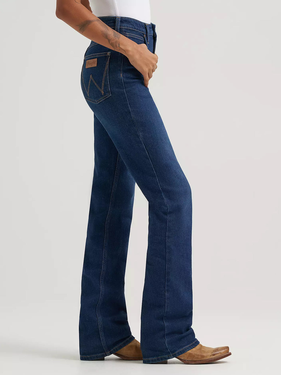Wrangler - Women's High Rise Rodeo Bootcut Riding Jean - Camila