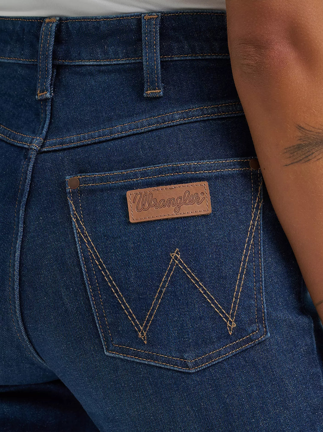 Wrangler - Women's High Rise Rodeo Bootcut Riding Jean - Camila