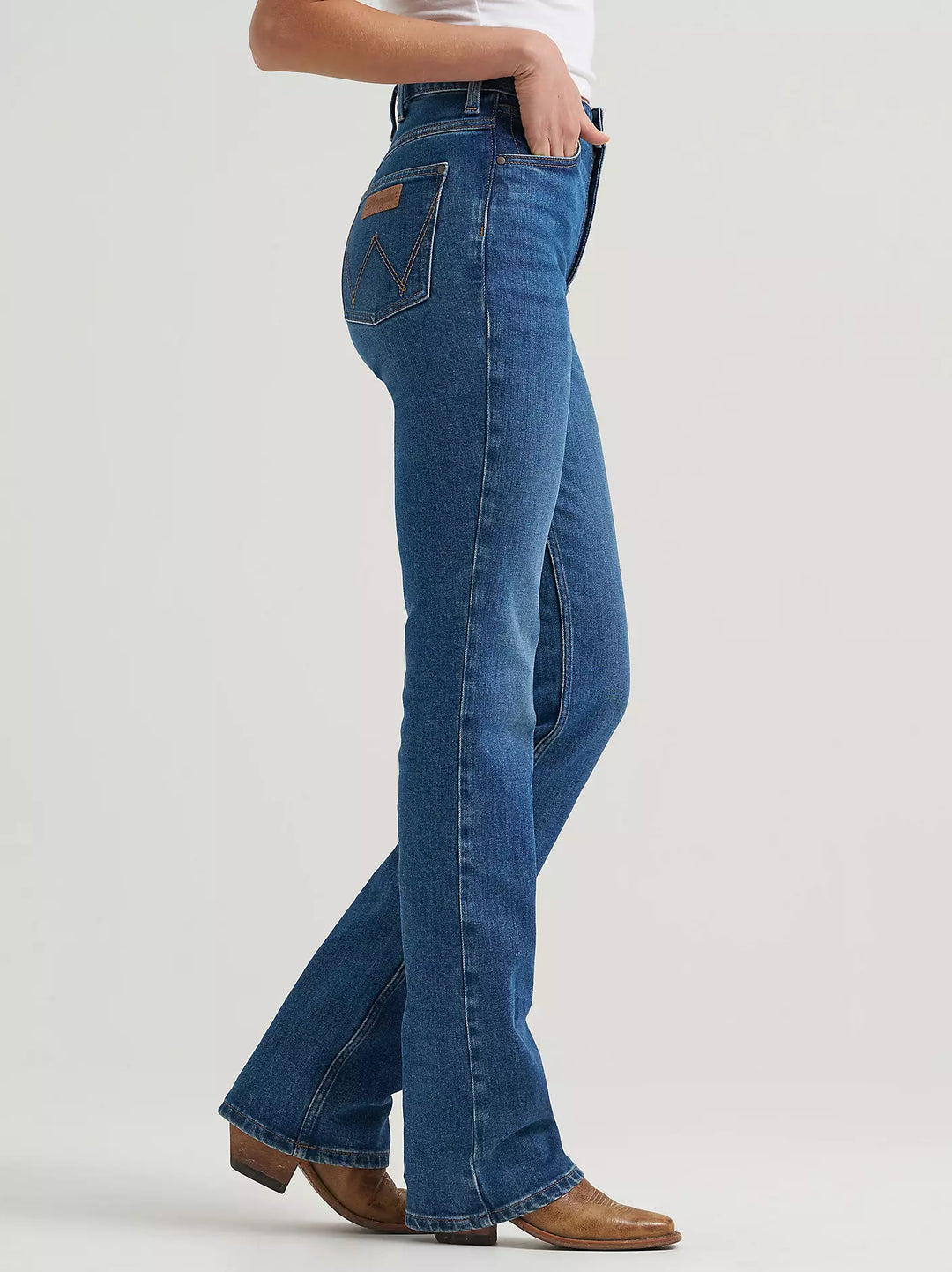 Wrangler - Women's High Rise Rodeo Bootcut Riding Jean - Lillian