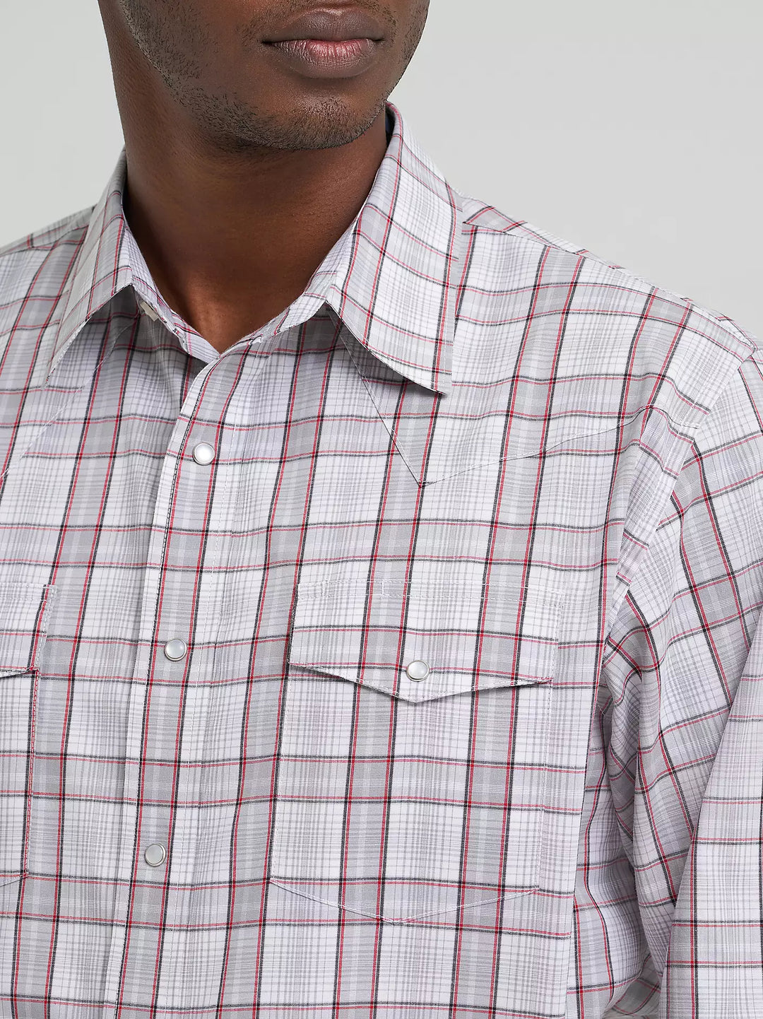 Wrangler - Men's Wrinkle Resistant Pewter Arena Shirt