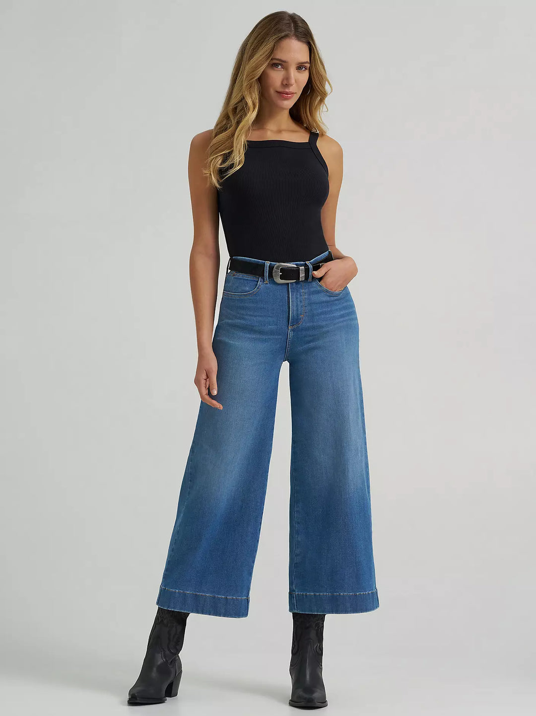 Wrangler - Womens Bespoke Wide Leg Crop Jeans