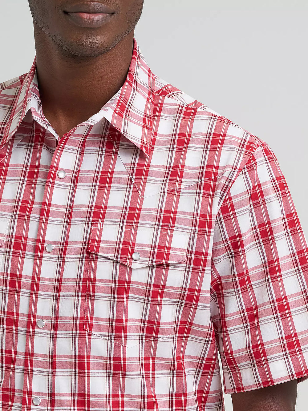Wrangler - Men's Wrinkle Resistant Red/White Plaid S/S Arena Shirt