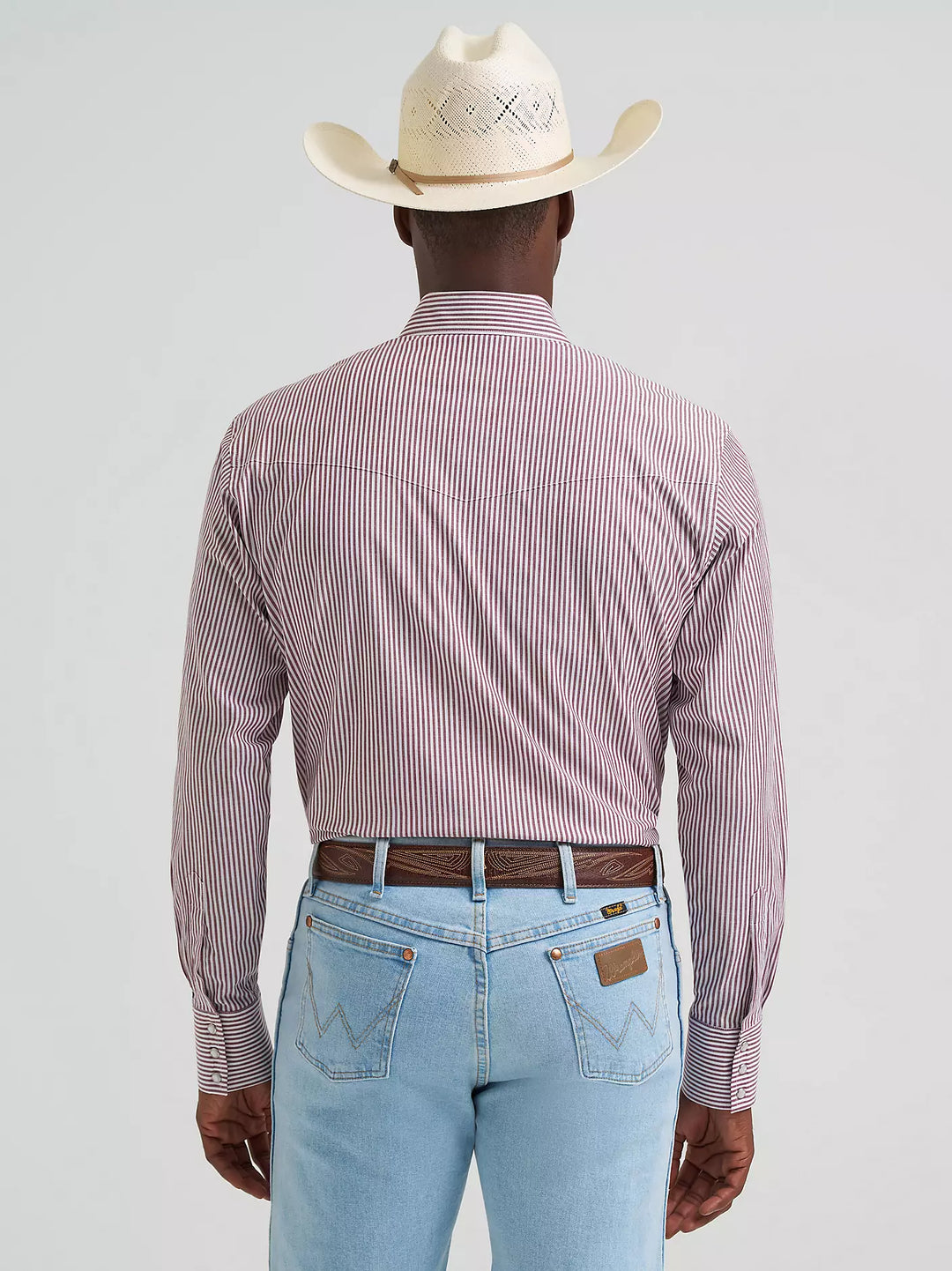 Wrangler - Men's Wrinkle Resistant Wine Stripe Arena Shirt