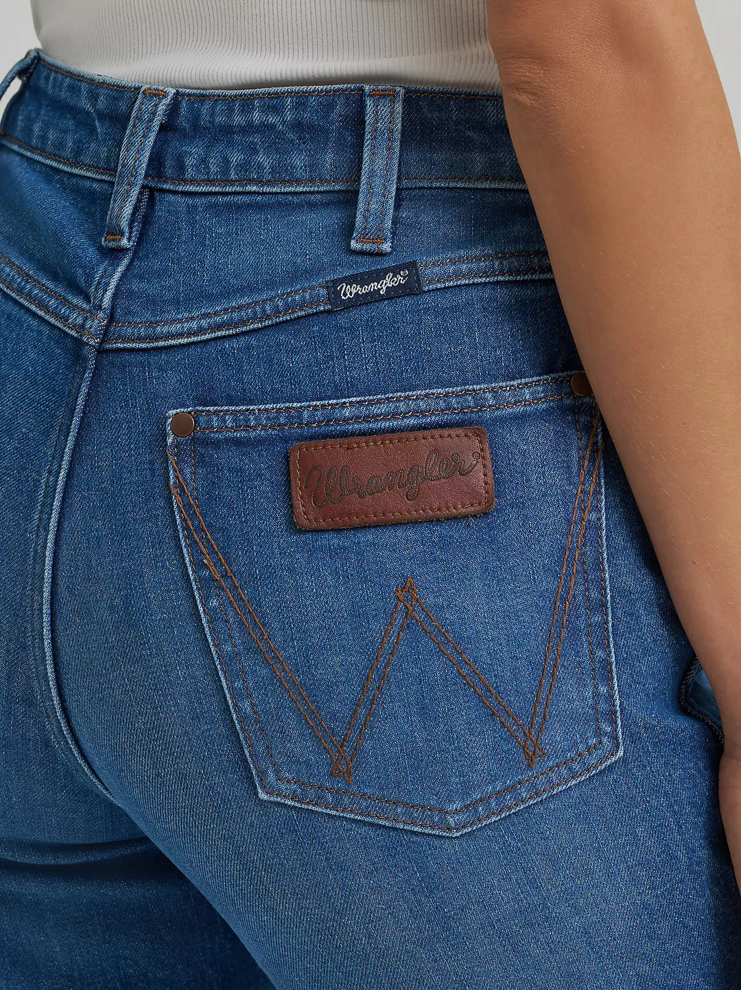 Wrangler - Women's Retro Bailey Trouser High Rise Mina Jeans