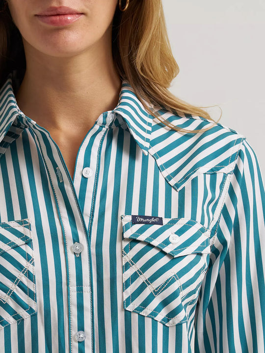 Wrangler - Womens Teal Aria Arena Shirt