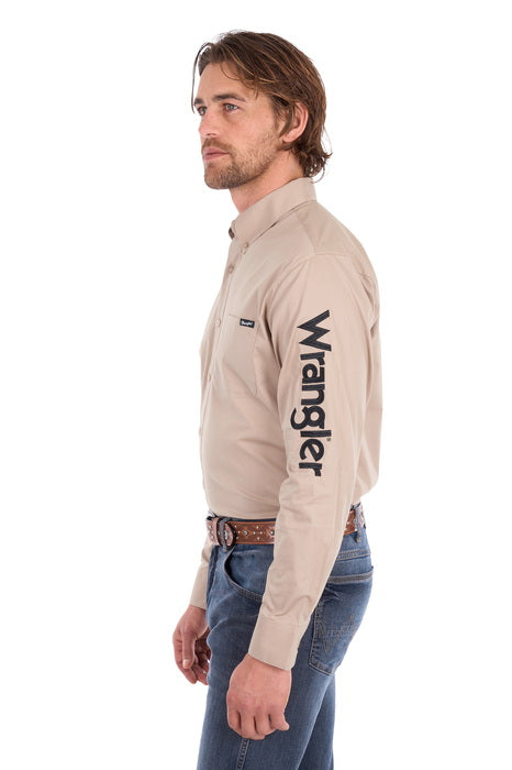 Wrangler - Mens Flex Logo 1PKT Long Sleeve Shirt Sand