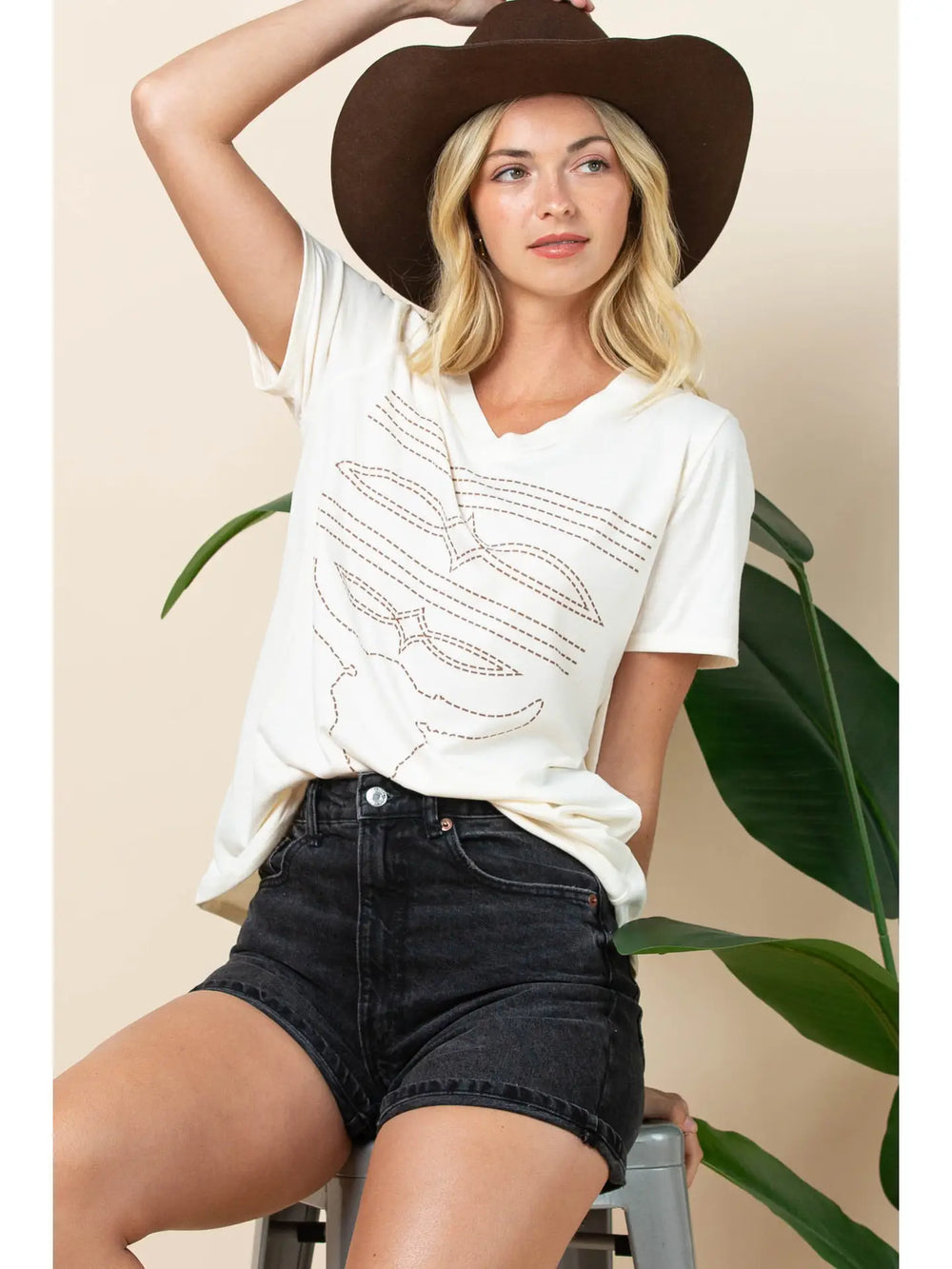 Buffalo Belle - Womens Longhorn Boot Stitch Tee