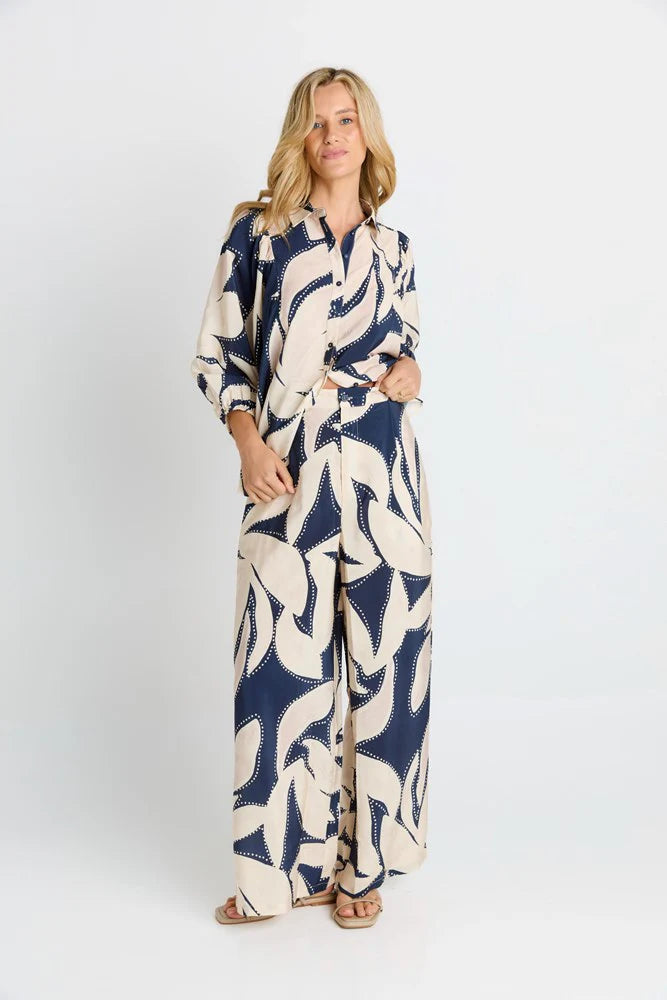 Buffalo Belle - Zander Pant Navy Floral Print