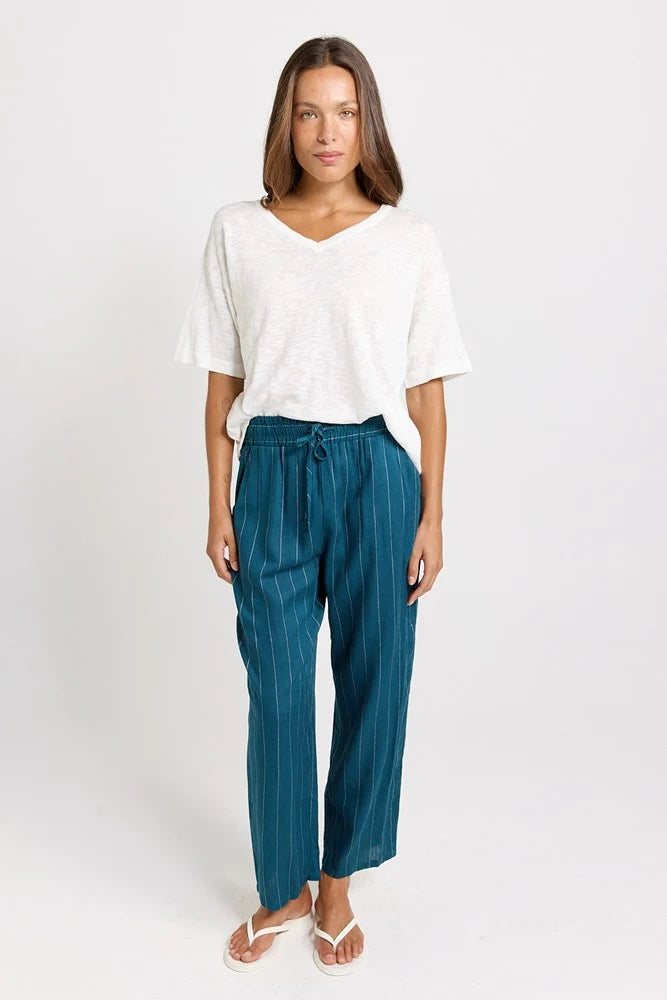 Buffalo Belle - Womens Palm Teal/White Relax Pants