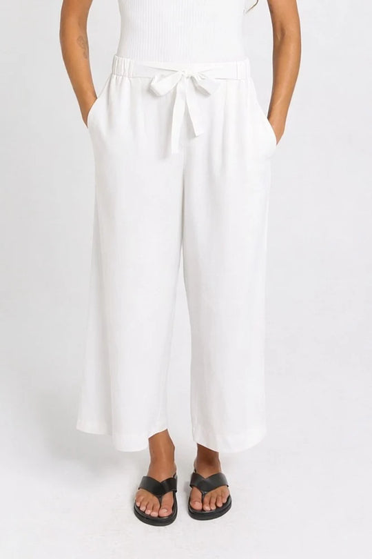 Buffalo Belle - Womens Bella White Crop Pants