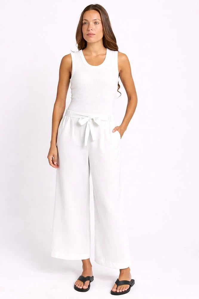 Buffalo Belle - Womens Bella White Crop Pants