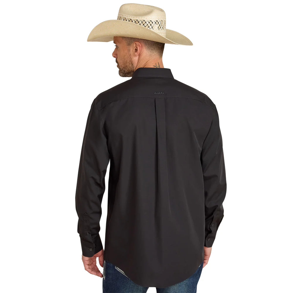 Ariat - Men's Black Wrinkle Free Solid Shirt