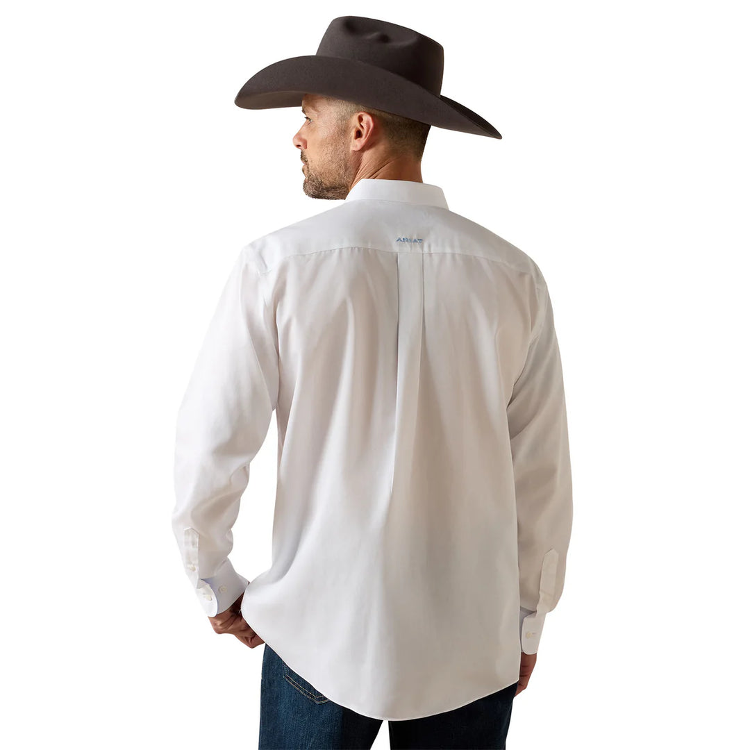 Ariat - Men's White Wrinkle Free Solid Shirt
