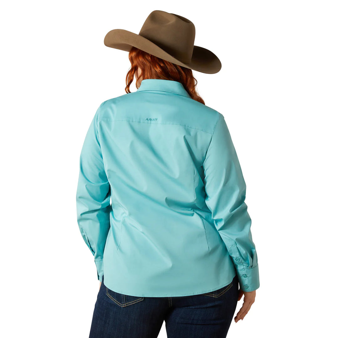 Ariat - Women's Wrinkle Resistant Kirby L/S Shirt Aqua Sea