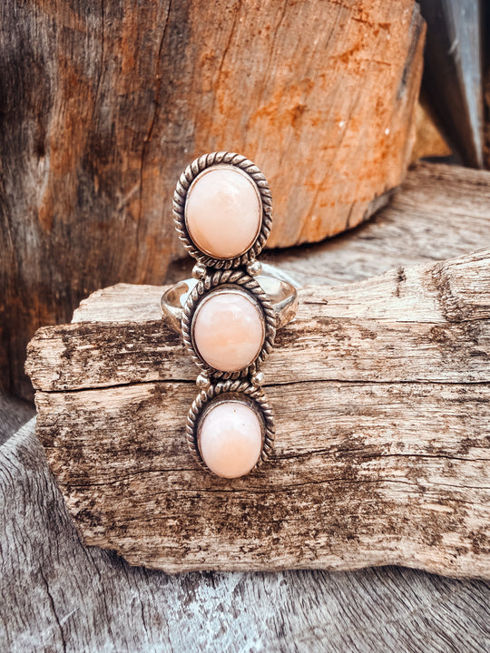 Buffalo Belle - Bella Pink Conch Ring