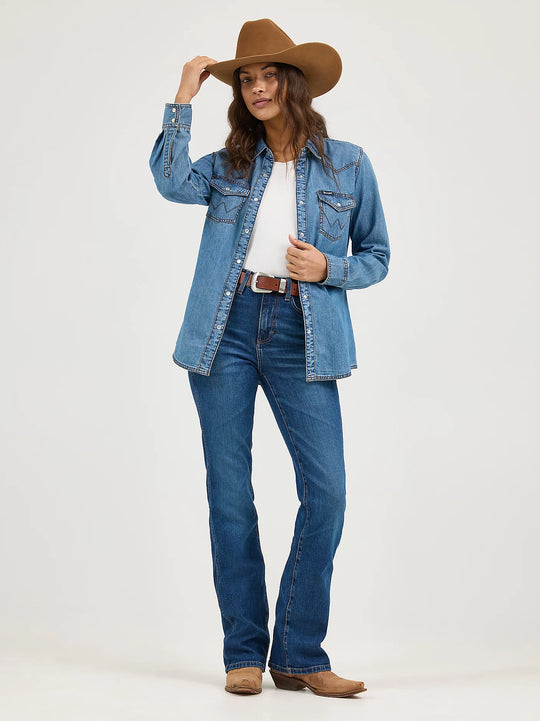 Wrangler - Womens Classic Fit Denim Shirt