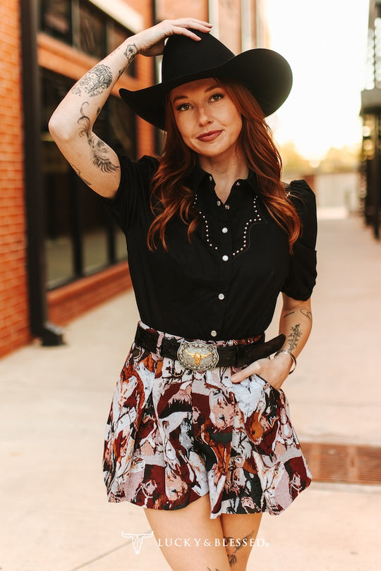 Buffalo Belle - Horse Jacquard Knitted Crease Short