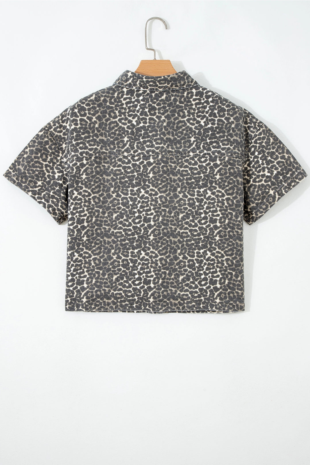 Buffalo Belle - Women's Leopard Denim Short Sleeve Button Crop Shirt